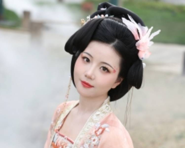 艺人背景图