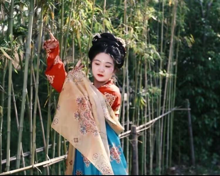 艺人背景图