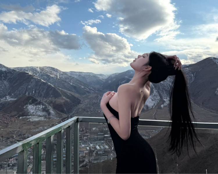 艺人背景图