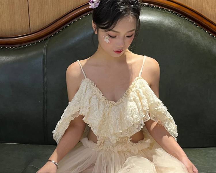 艺人背景图