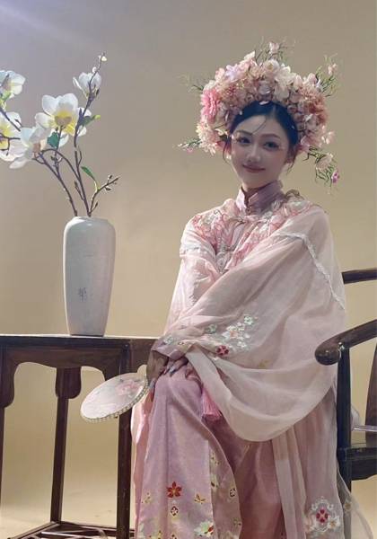 推荐艺人
