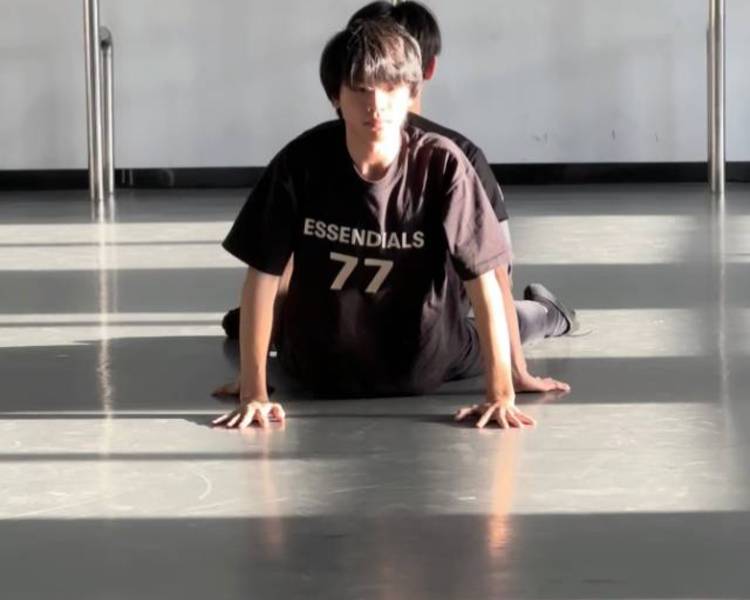艺人背景图