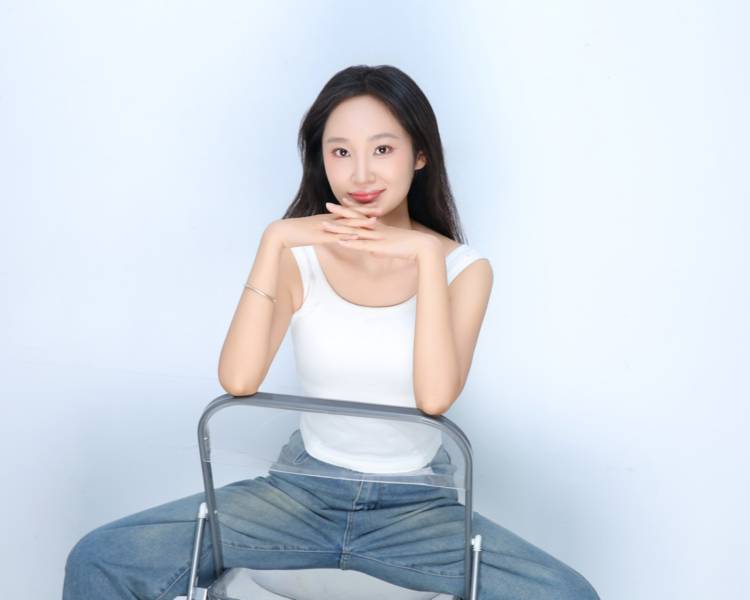 艺人背景图
