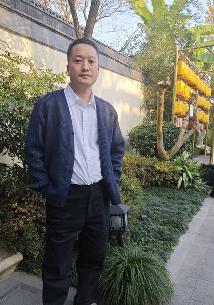 推荐艺人