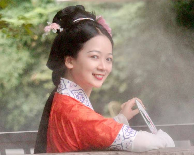 艺人背景图