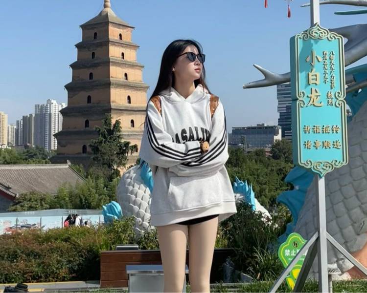 艺人背景图