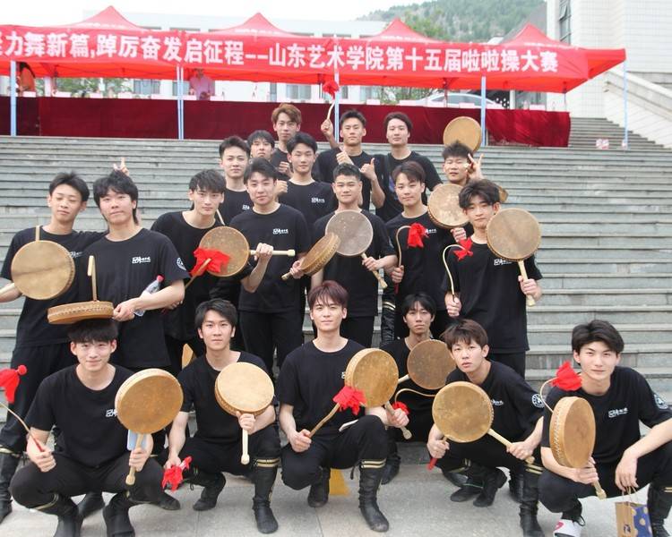 艺人背景图