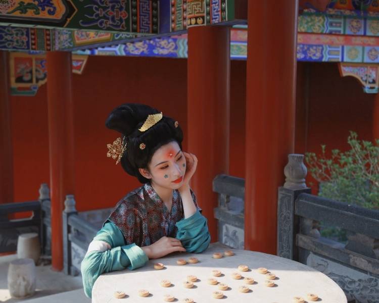艺人背景图