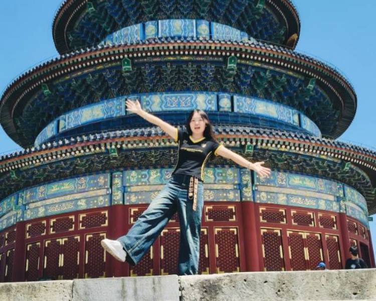 艺人背景图