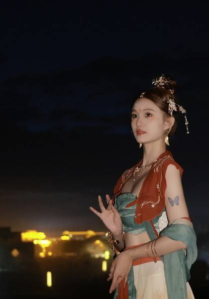 推荐艺人