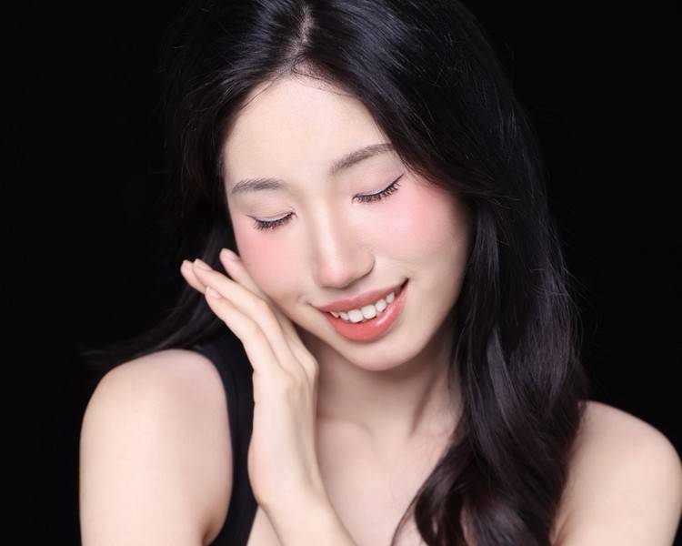 艺人背景图