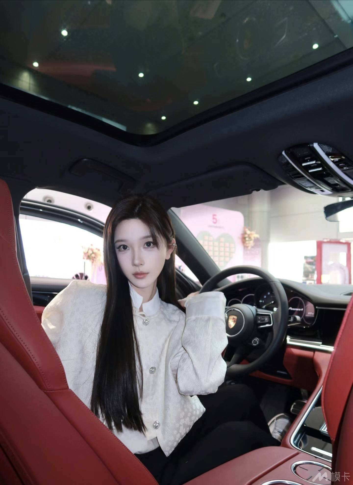 通告图片