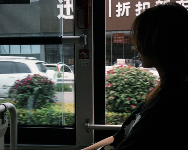 艺人背景图