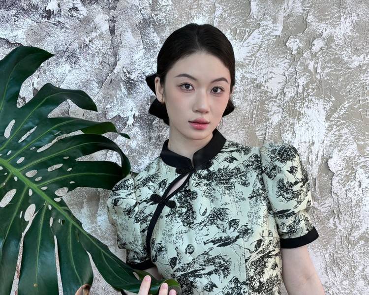 艺人背景图