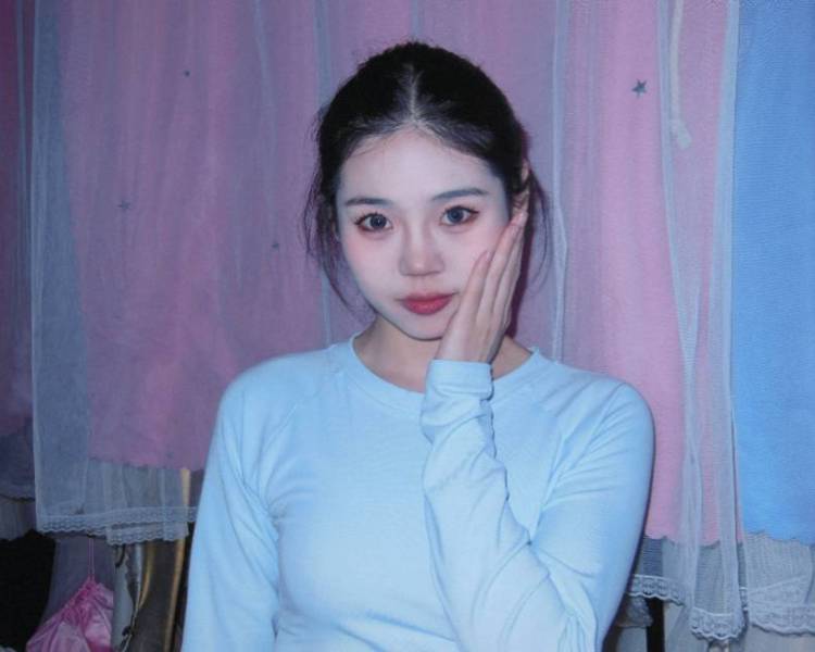 艺人背景图