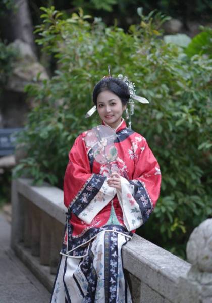 推荐艺人