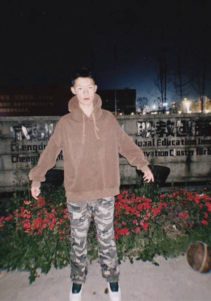 推荐艺人