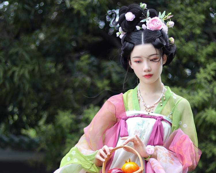艺人背景图