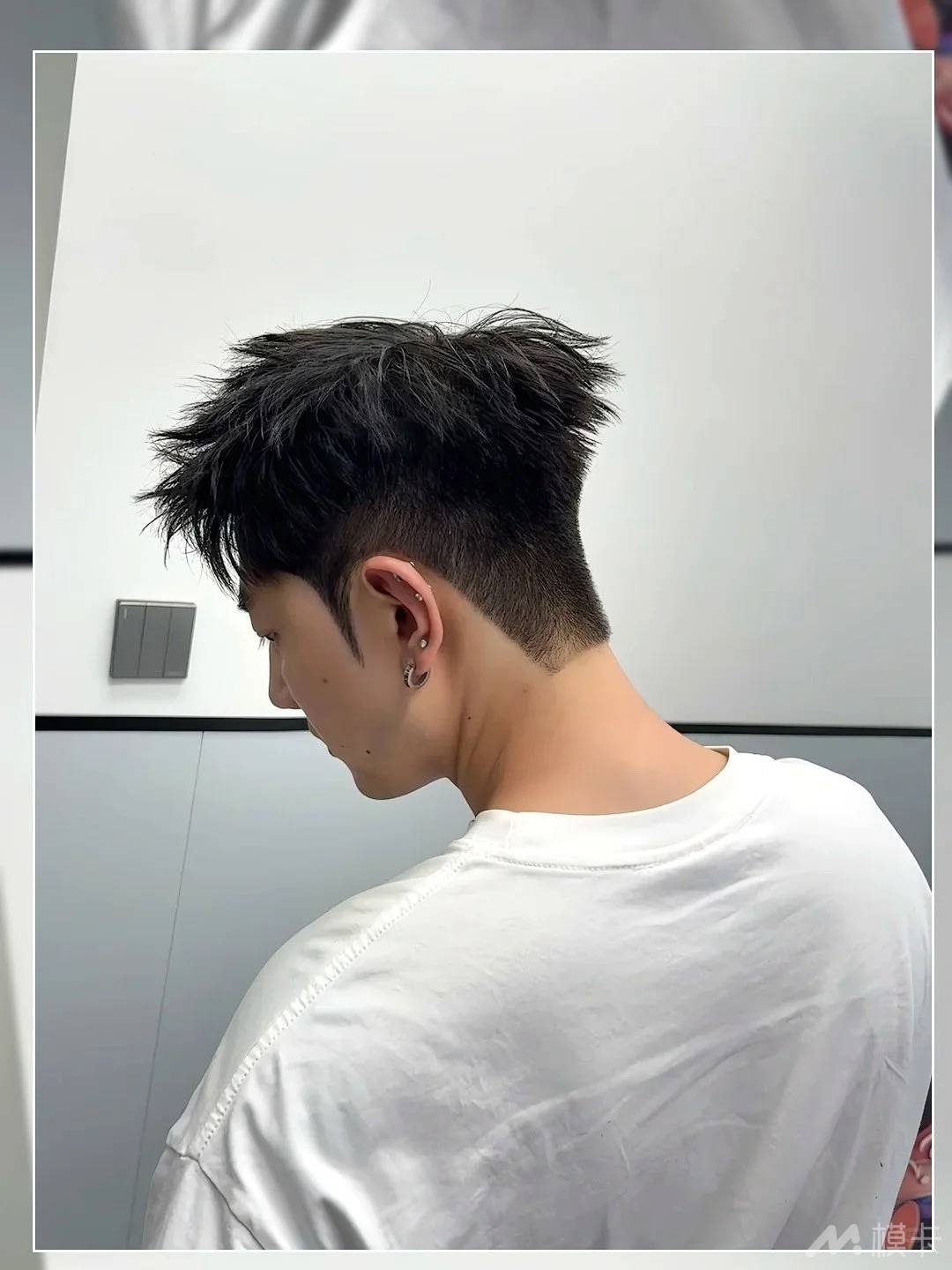 通告图片