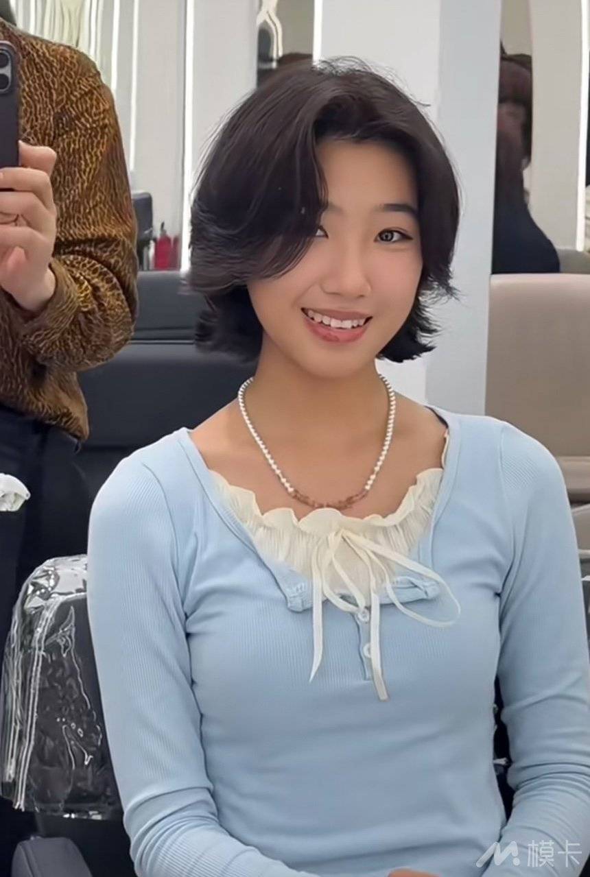 通告图片
