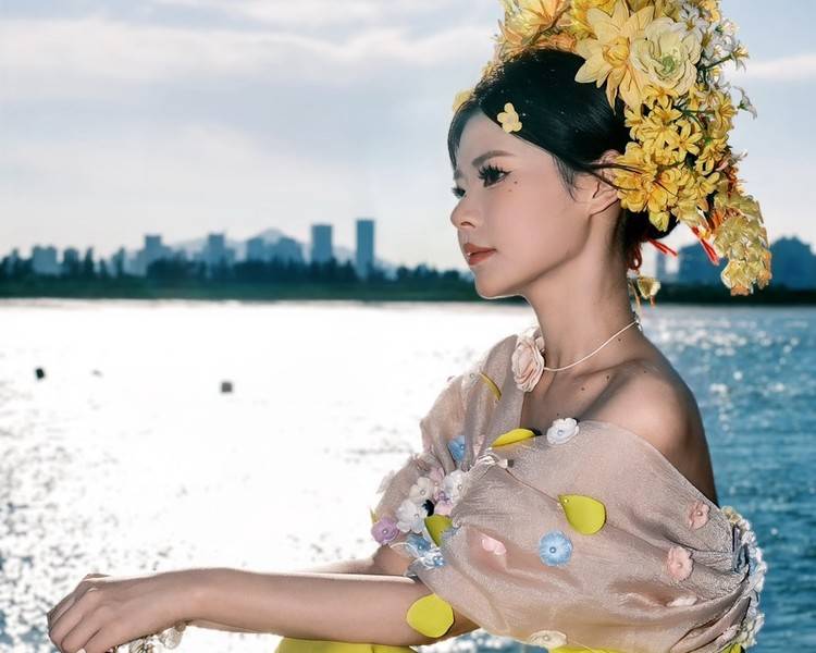 艺人背景图
