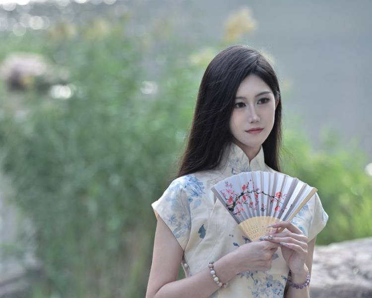 艺人背景图