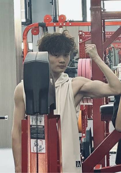推荐艺人