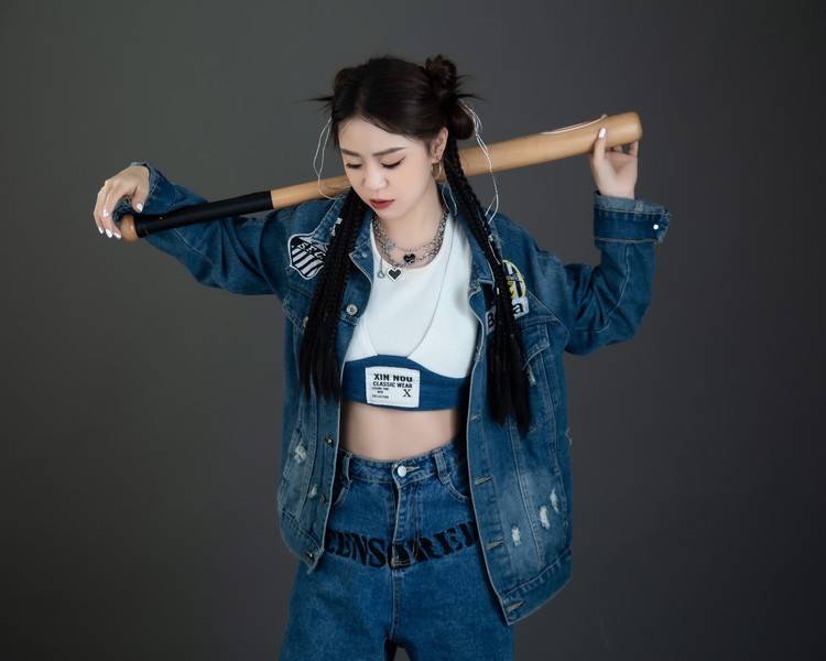 艺人背景图