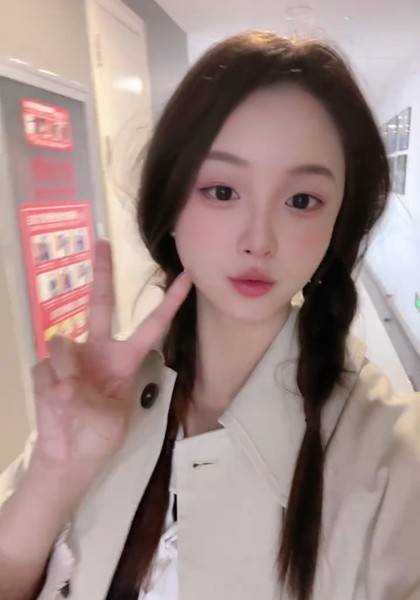 推荐艺人
