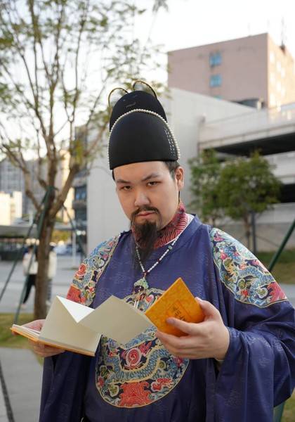 推荐艺人