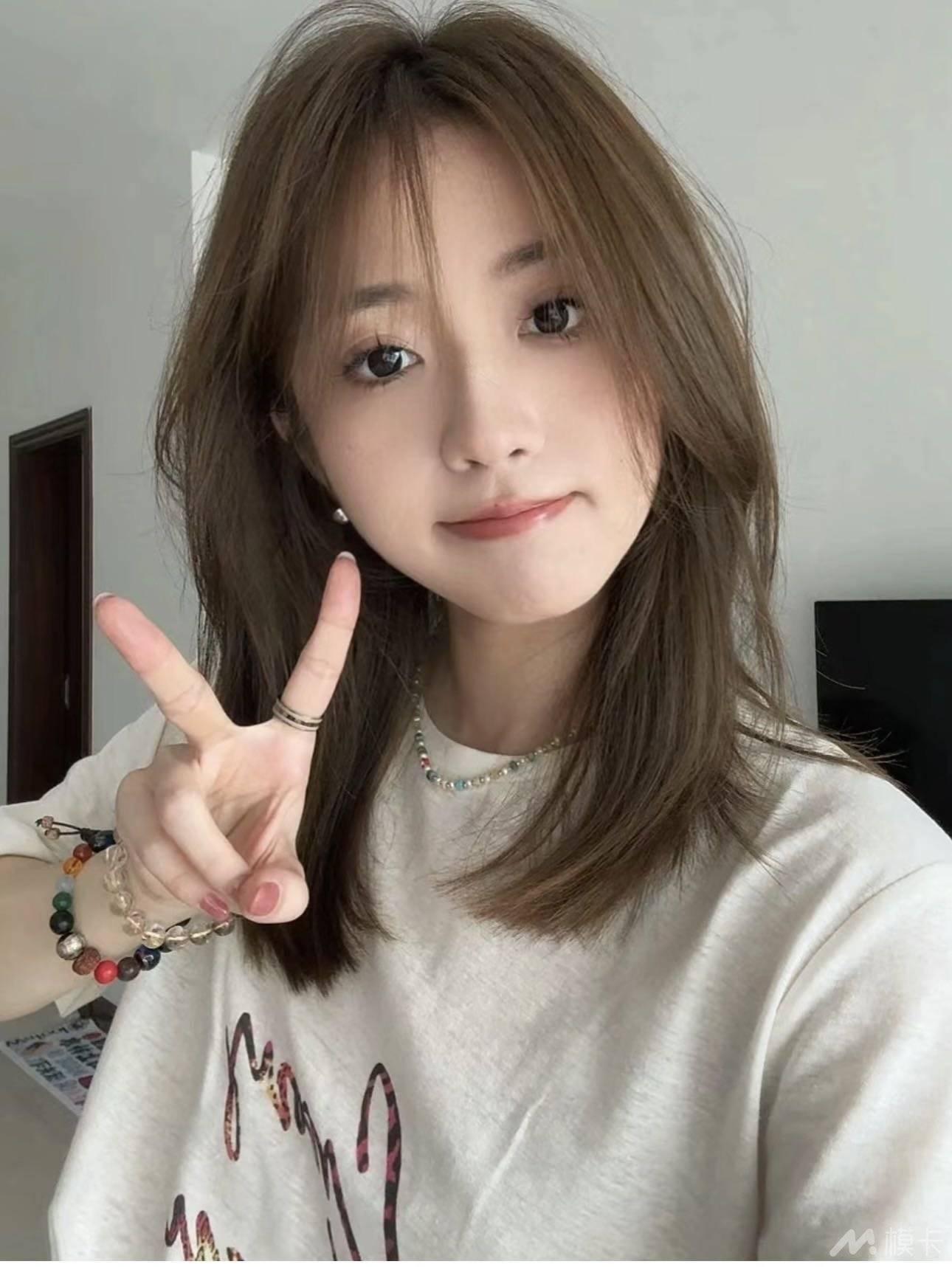 通告图片