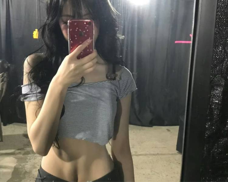 艺人背景图