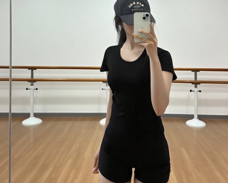 艺人背景图