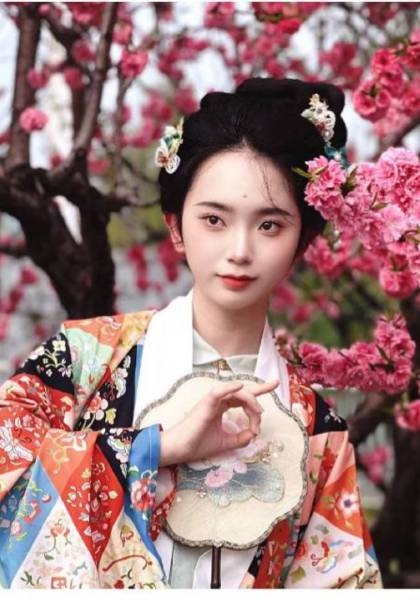推荐艺人