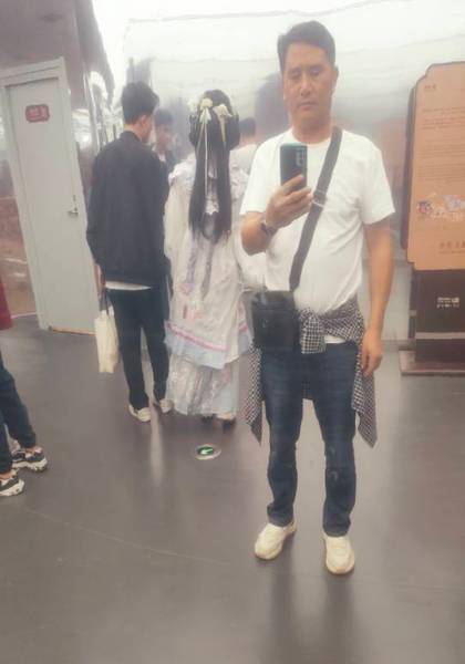 推荐艺人