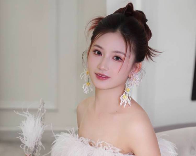 艺人背景图