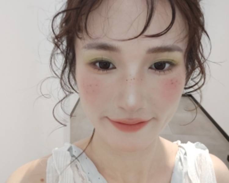 艺人背景图