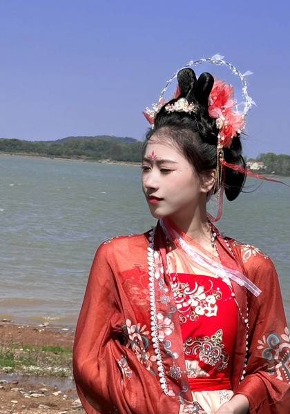 推荐艺人