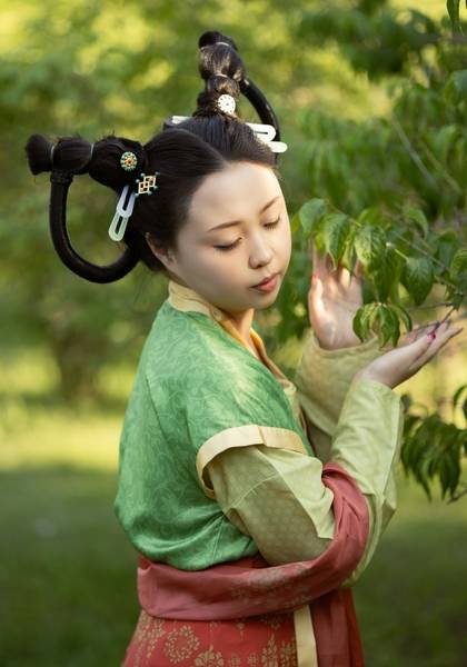 推荐艺人