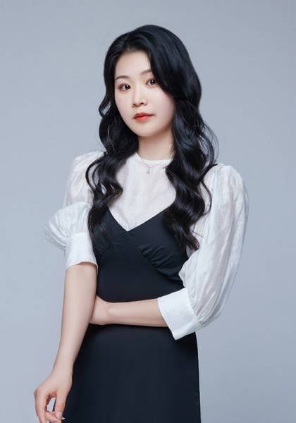 汪莹的模卡主页