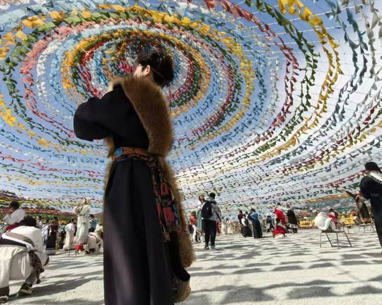 艺人背景图