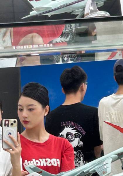 推荐艺人