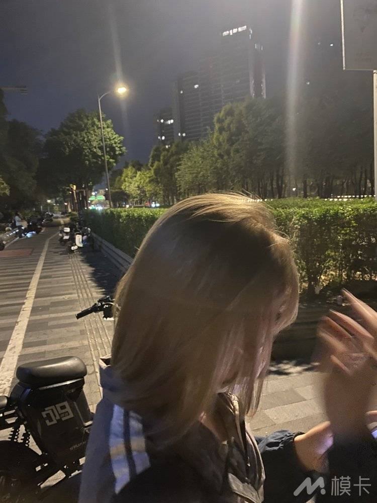 通告图片