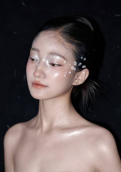 推荐艺人