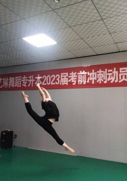 推荐艺人