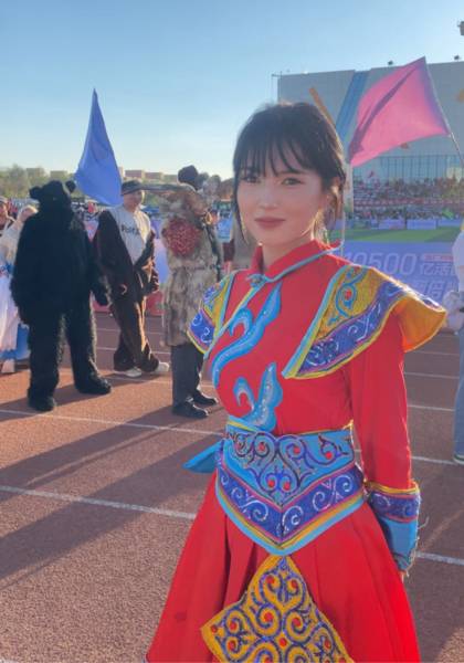 推荐艺人