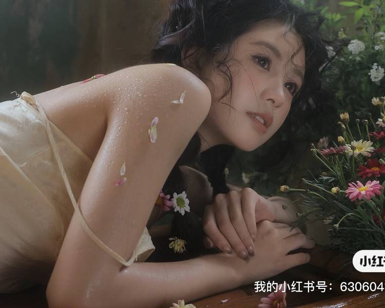 艺人背景图