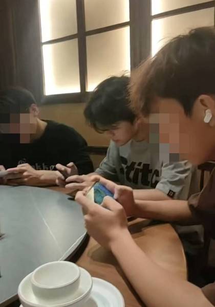 推荐艺人