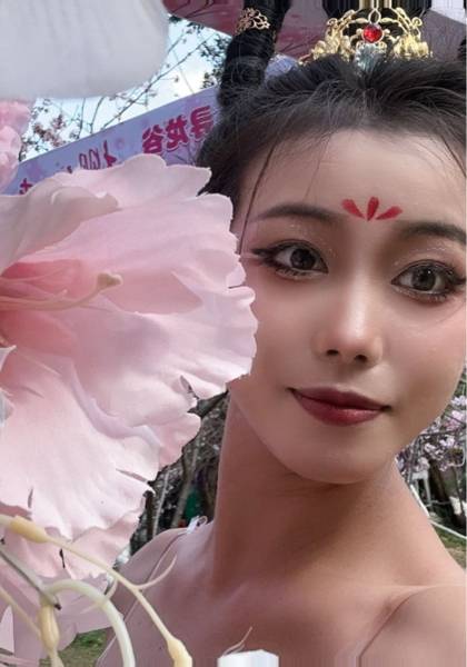 推荐艺人