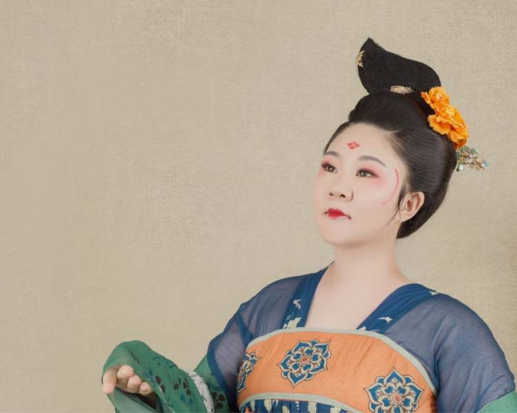 艺人背景图